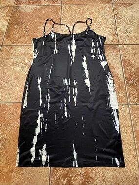 SHEIN Curve 2XL Black & White Abstract Brushstroke Print Dress